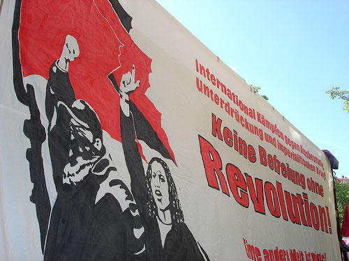 A Revolução é Necessária