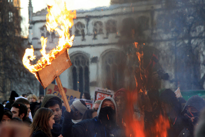 Os protestos frente ao Parlamento britânico