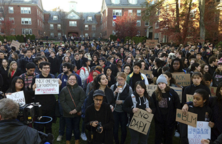 Universidade Brown, 16 de novembro